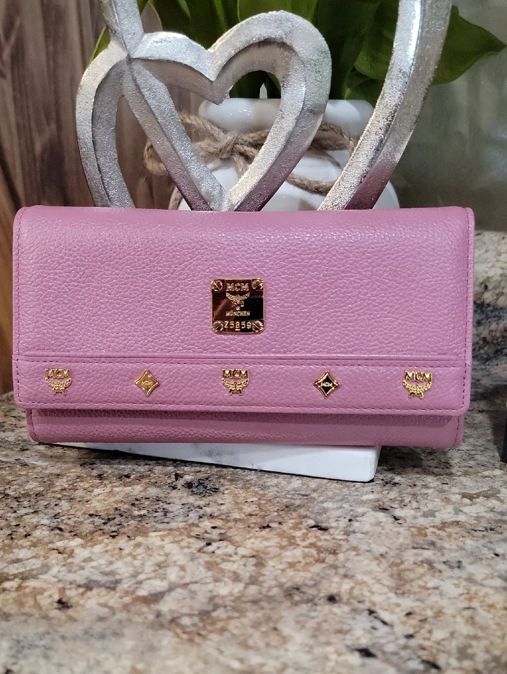 MCM NWOT Pink Wallet with Gold Accents FULL INCLUSSION - Picture 2 of 11
